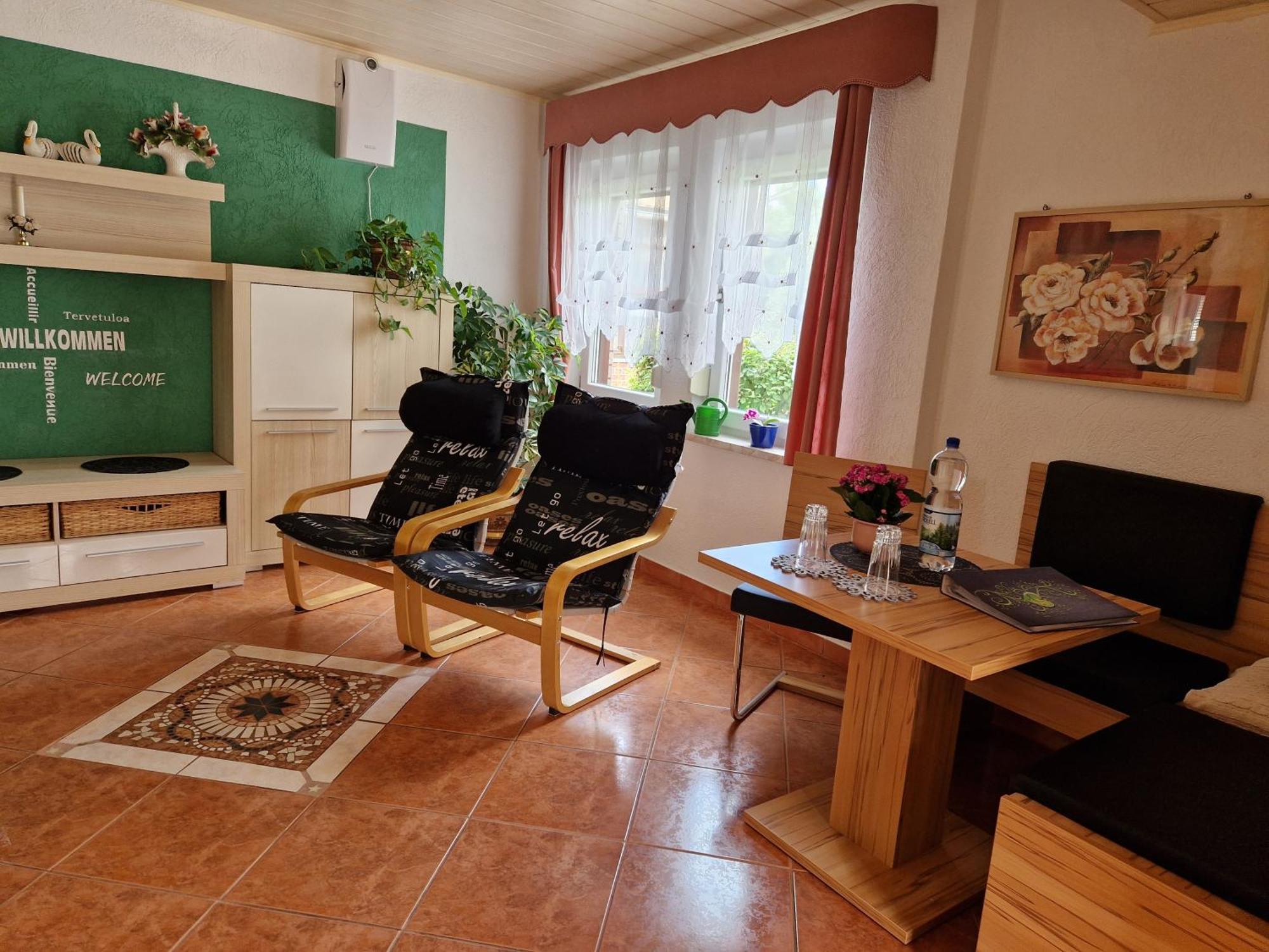 Ferienwohnung Am Oepitzer Berg Possneck Ngoại thất bức ảnh