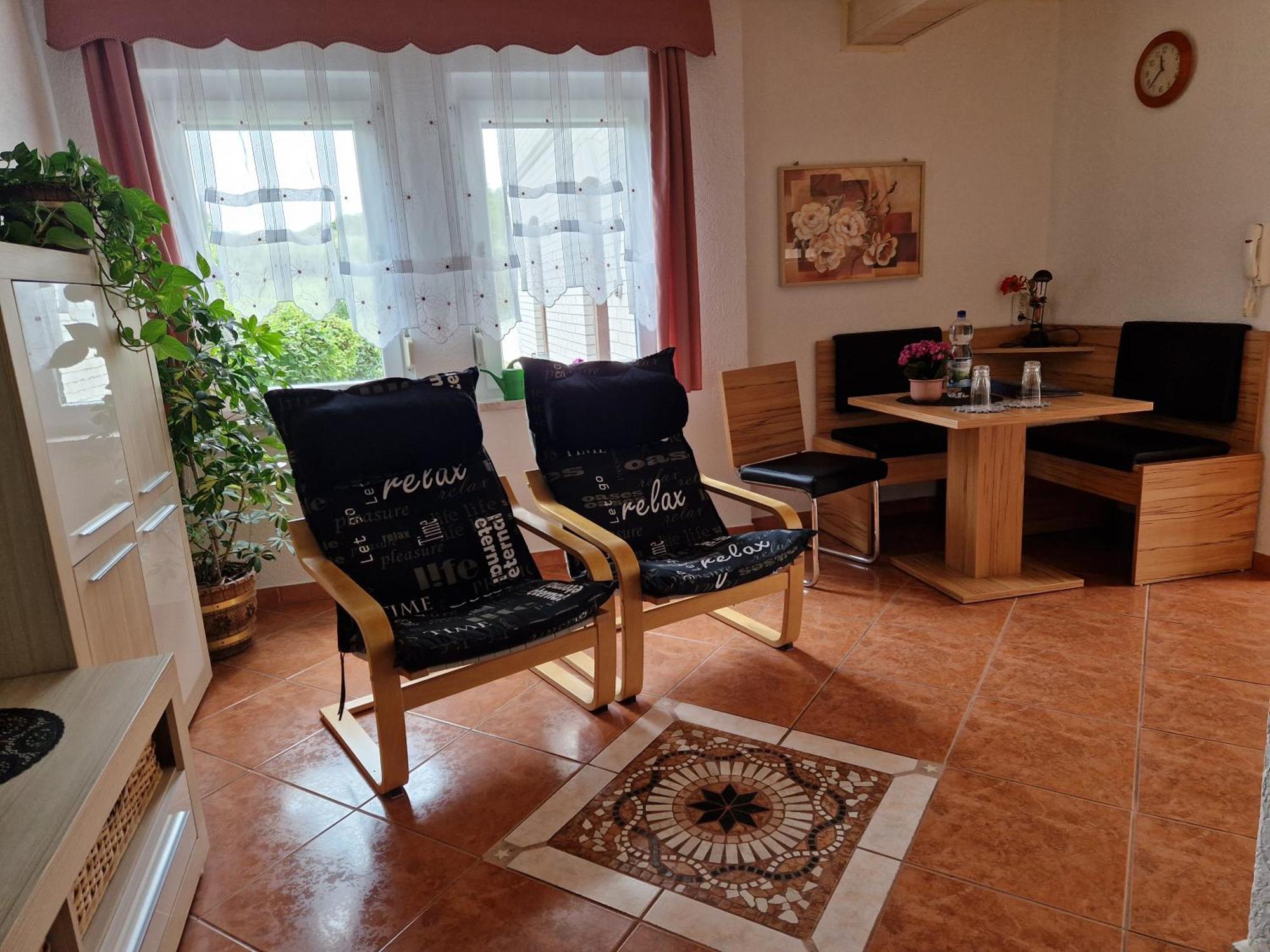 Ferienwohnung Am Oepitzer Berg Possneck Ngoại thất bức ảnh